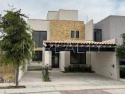 Casa en venta en Mayorazgo Residencial, El Refugio