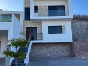 Casa en venta en Mazatlán, en privada