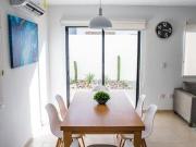 Casa en venta en Mazatlán en Residencial Palmilla a una...