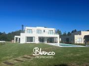 Casa en Venta en Medal CC, Pilar, G.B.A. Zona Norte,...