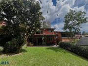 Casa En Venta En Medellin En Altos Del Poblado V349106