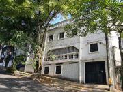 Casa En Venta En Medellin En Barrio Prado Centro...