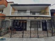 Casa En Venta En Medellin En Guayabal V321743