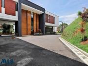 Casa En Venta En Medellin En La Calera V321419