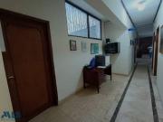 Casa En Venta En Medellin En Laureles V320748