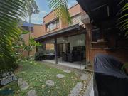 Casa En Venta En Medellin En Loma Los Gonzalez V320674