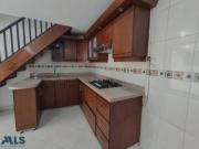 Casa En Venta En Medellin En Rosales V332314