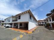casa en venta en melendez. Cod V16454