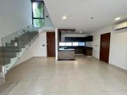 CASA EN VENTA EN MÉRIDA, EN CHOLUL, PRIVADA MACORA,CON...