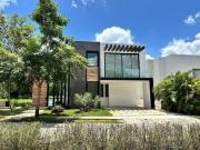 Casa en venta en Mérida en Yucatán Country Club