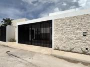 CASA EN VENTA EN MERIDA, EQUIPARA Y CON PANELES, DZITYA