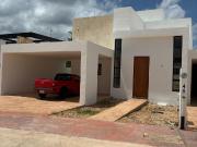 CASA EN VENTA EN MERIDA, MOD 225 PRIVADA CAPRI, CHOLUL