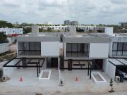 CASA EN VENTA EN MERIDA, PRIVADA NÁVITA, SANTA GERTRUDIS...