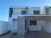 CASA EN VENTA EN MERIDA, PRIVADA XCANATUN, GRAN SAN...