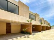 Casa en Venta en Mérida Tipo Townhouse de 3 Recámaras en...