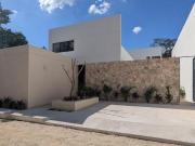 CASA EN VENTA EN MERIDA YUCATAN EN FINISTERRE CHOLUL
