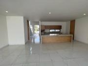 CASA EN VENTA EN MERIDA YUCATAN PARQUE NATURA