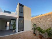 CASA EN VENTA EN MÉRIDA, ZONA NORTE CON RECÁMARA EN...