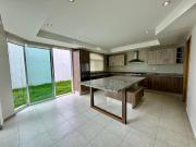 Casa en Venta en METEPEC, 342m2, 4 rec?maras, zona Gale...