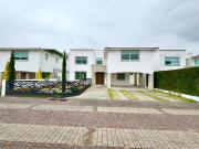 CASA EN VENTA EN METEPEC