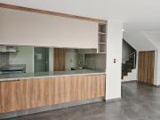 Casa en Venta en Metepec opción a 4ta recámara a 10...