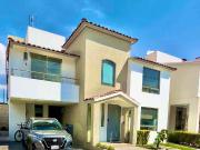 Casa en venta en Metepec Condado del valle