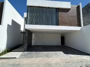 CASA EN VENTA EN METEPEC EN RESIDENCIAL