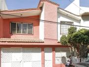 Casa en venta en Metropolitana Segunda Sección,...
