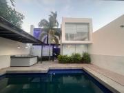 Casa Venta Miguel Hidalgo – Elegante, Funcional,...