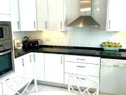 Casa en venta en Mijas, Calahonda. Propiedad frente a la...