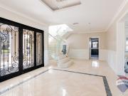 CASA EN VENTA EN MIRALAGOS