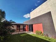 Casa en Venta en Mirasierra con Patio