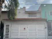Casa en Venta en Miravalle Alberto Durero 4228