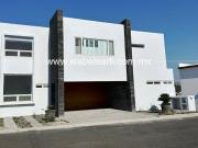 CASA EN VENTA EN MISIÓN CONCÁ