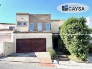 CASA EN VENTA en Mision del Bosque acabados de lujo