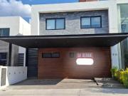 Casa en venta en Misión San Jerónimo