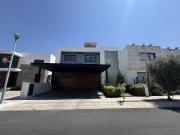 CASA EN VENTA EN MISIÓN SAN JERÓNIMO