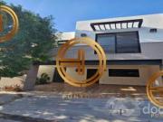 Casa en Venta en Mitras Poniente a 10 min de Plaza...