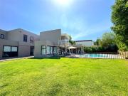 Casa en Venta en Moderna casa ubicada en Piedra Roja