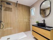 Casa en venta en Molins de Rei. Casa esquinera reformada...