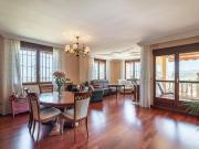 Casa en venta en Monachil, Barrio de la Vega. Gran casa...