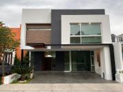 Casa en venta en monasterio Morelia Mich