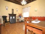 Casa en venta en Mondéjar. Preciosa casa en la plaza. Casas.