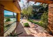 Casa en venta en Mont ras Costa Brava. Chalet Torre...