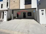 CASA EN VENTA EN MONTALIA A UNA CUADRA DE VALDÉS SÁNCHEZ