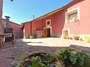 Casa en venta en Montanuy. FINCA CON CASA Y ANTIGUOS...