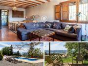 Casa en venta en Montblanc. Casa con jardín y piscina en...