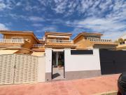 Casa en venta en Monte Azul, Alicante
