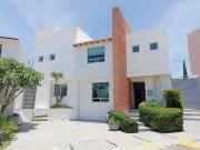 Venta o Renta de Casa en Condominio Monte Blanco I, Qro Venta o Renta de Casa en Condominio Monte Blanco I, Qro