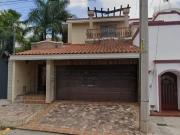 CASA EN VENTA EN MONTEBELLO, CULIACÁN, SINALOA